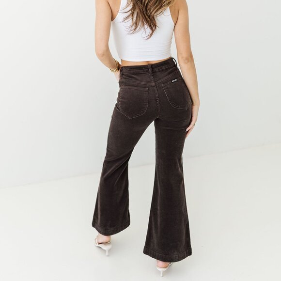 Eastcoast Flare Cord Wide | Elm | Rolla's Jeans - Picture 7 of 16